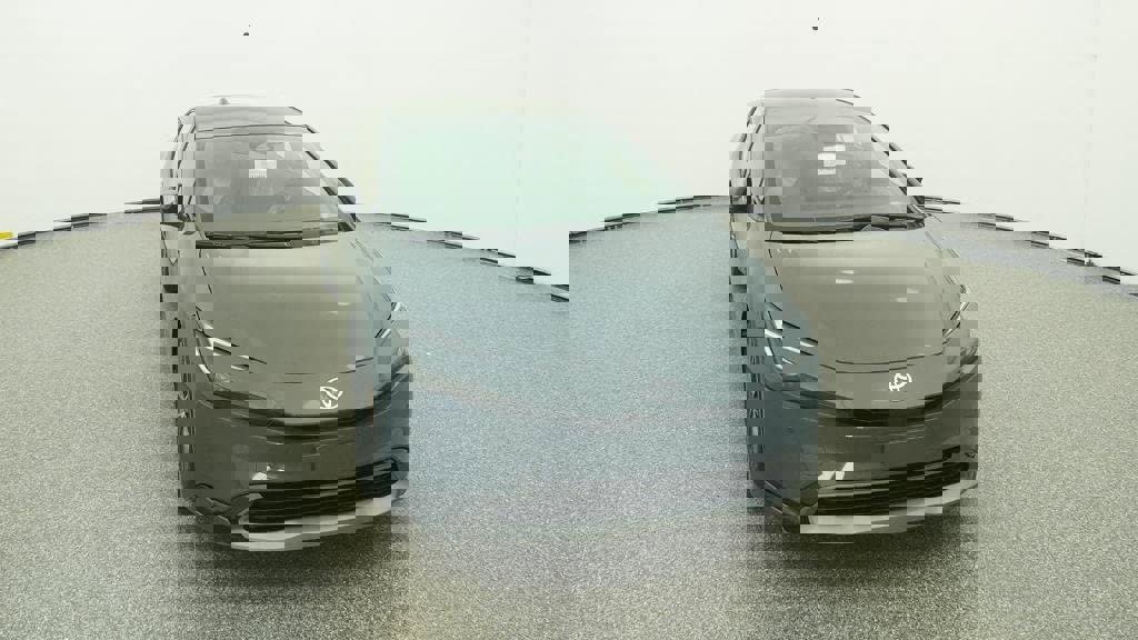 New 2026 Toyota Prius XLE image 14