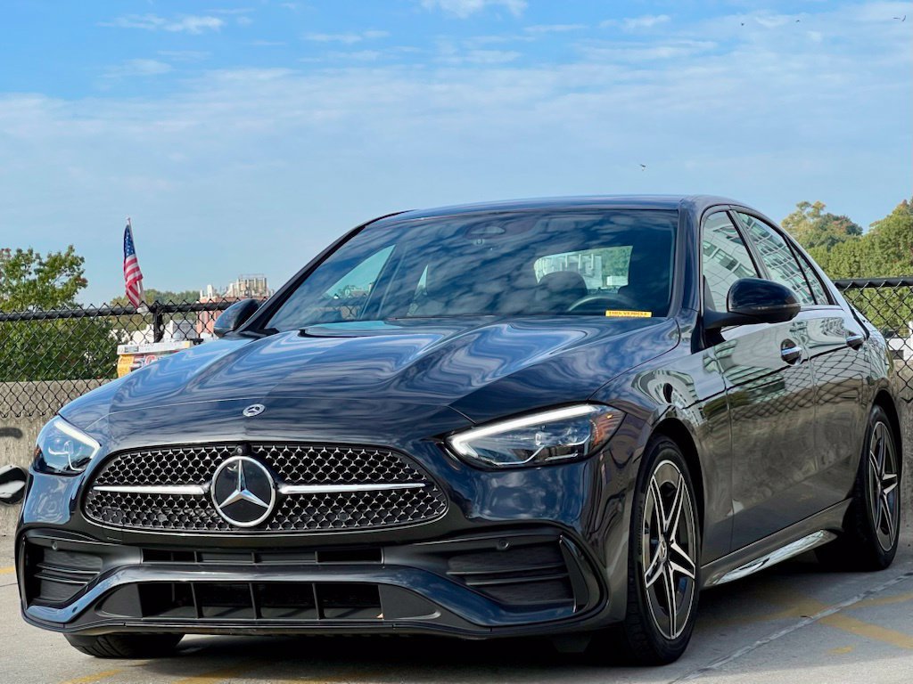 Certified 2023 Mercedes-Benz C 300 4MATIC Sedan image 4