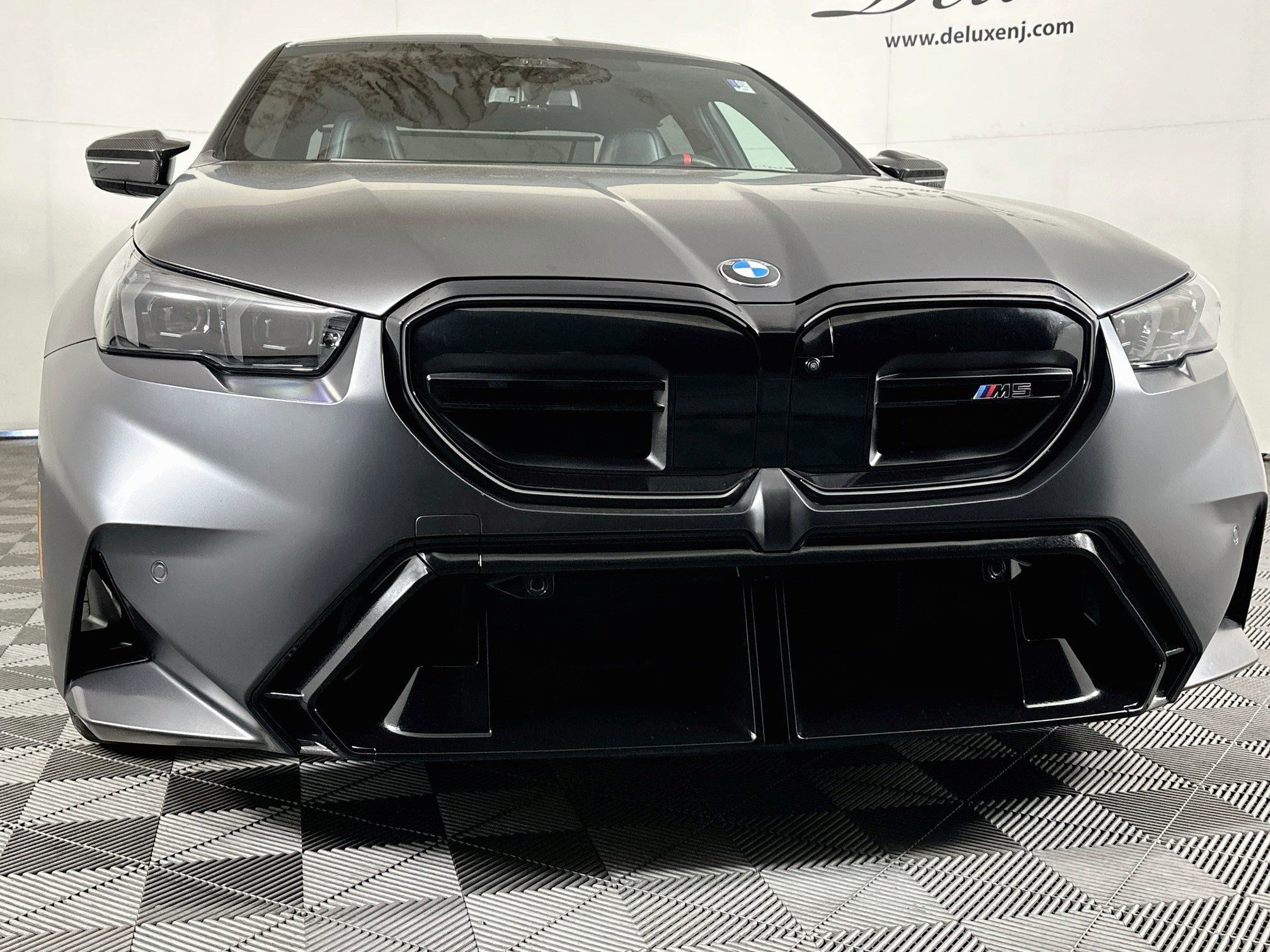 Used 2025 BMW M5 w/ Carbon Package AWD/4WD image 29
