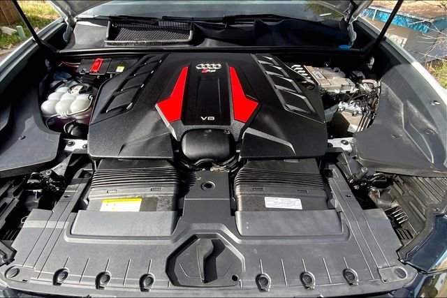 Used 2023 Audi RS Q8 4.0T image 10