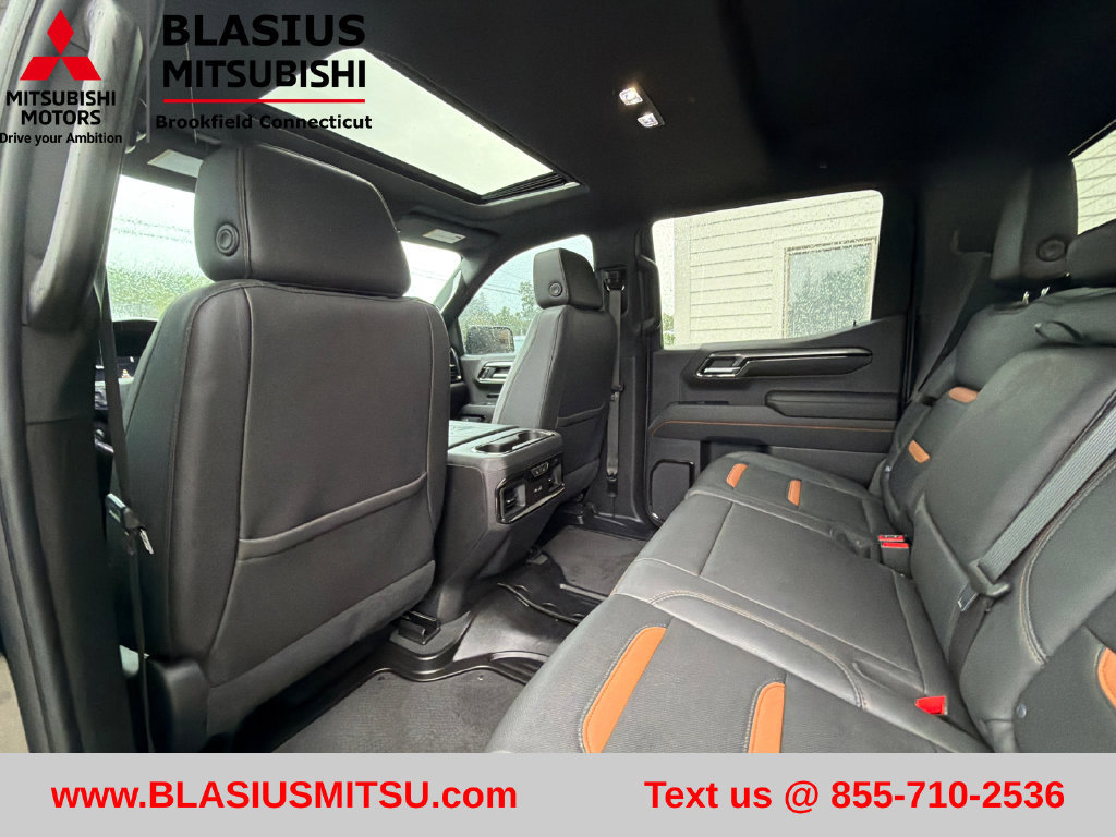 Used 2023 GMC Sierra 1500 AT4 w/ AT4 Premium Package AWD/4WD image 40