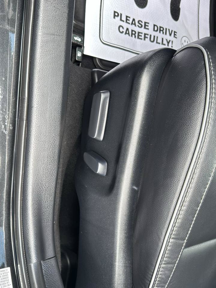 Used 2015 Toyota Corolla S Premium FWD image 11