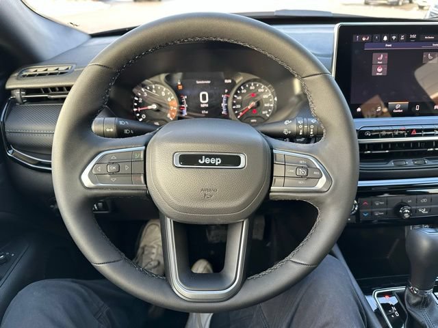 New 2026 Jeep Compass Latitude AWD/4WD image 27