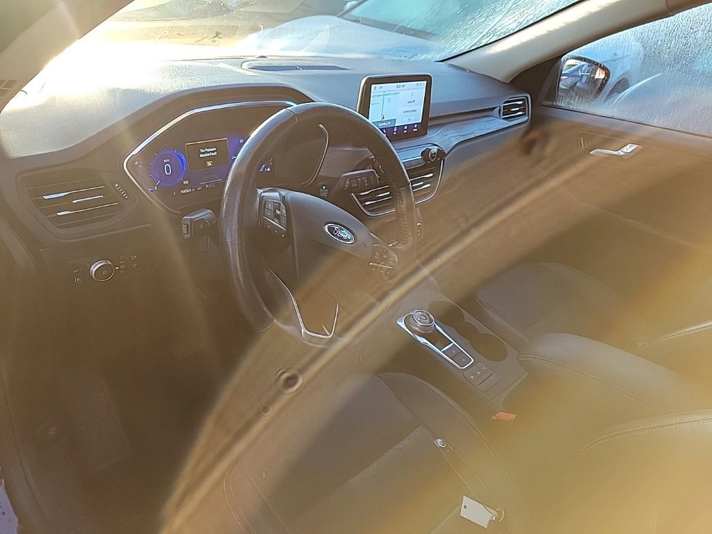 Used 2020 Ford Escape Titanium FWD image 8