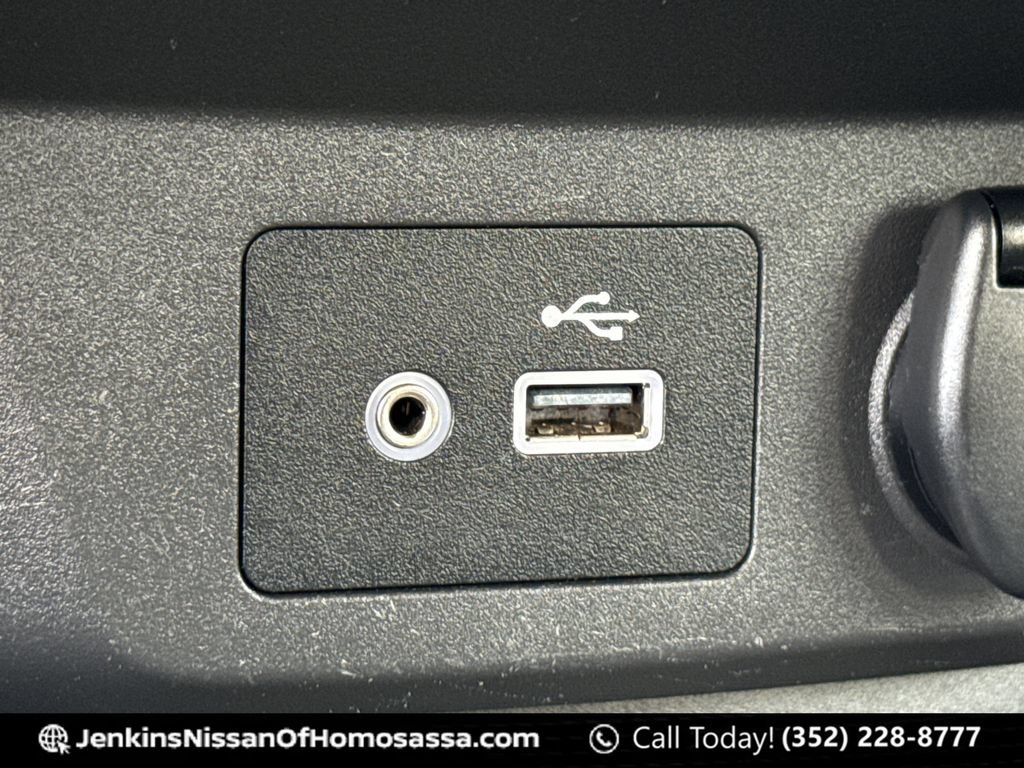 Certified 2022 Nissan Rogue Sport SV FWD image 36