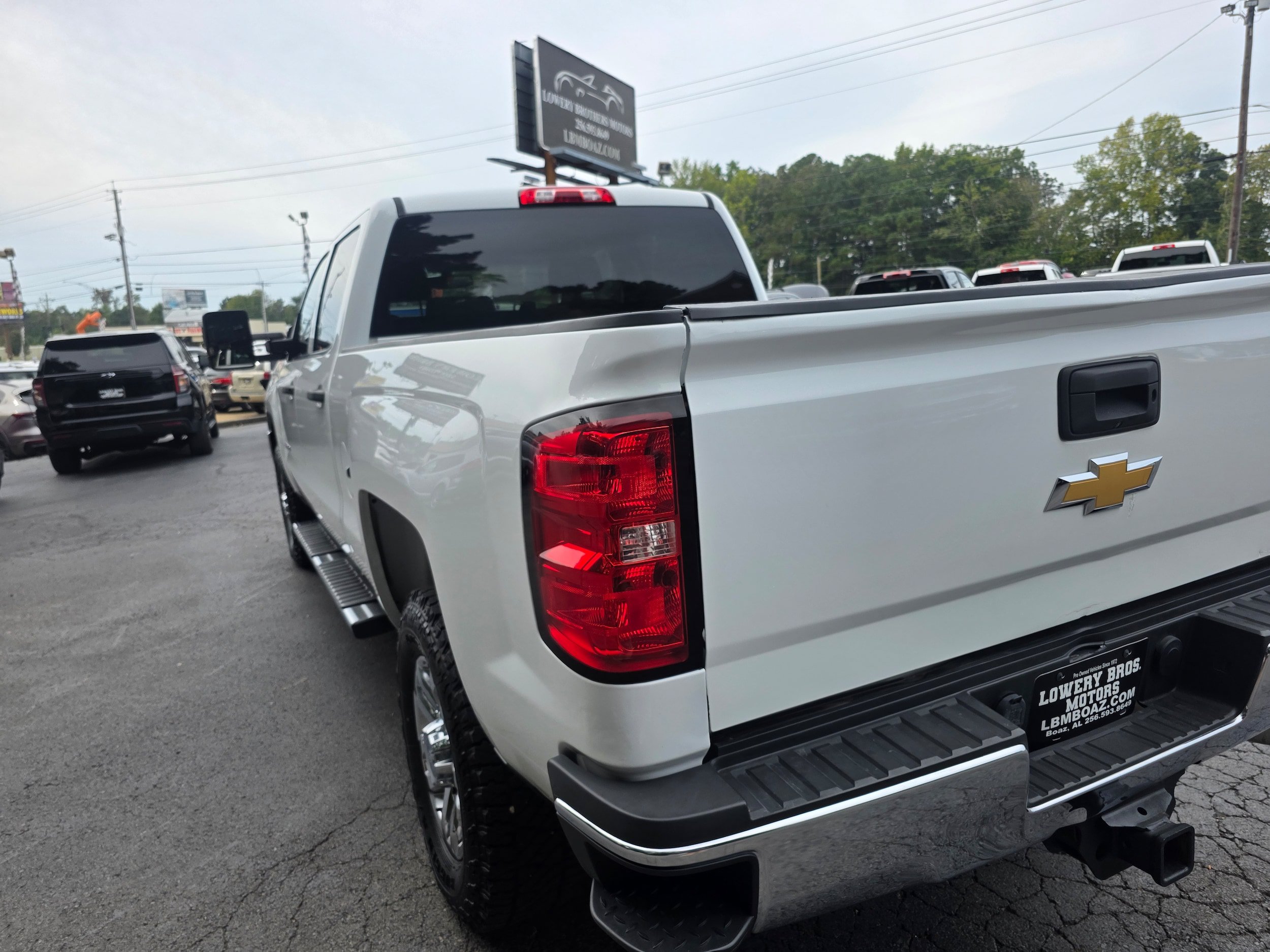 Used 2019 Chevrolet Silverado 3500 W/T AWD/4WD image 6