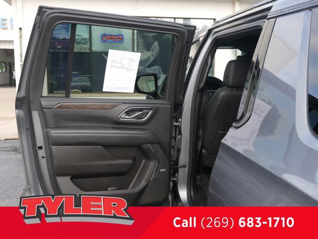 Used 2021 Chevrolet Suburban Z71 AWD/4WD image 22