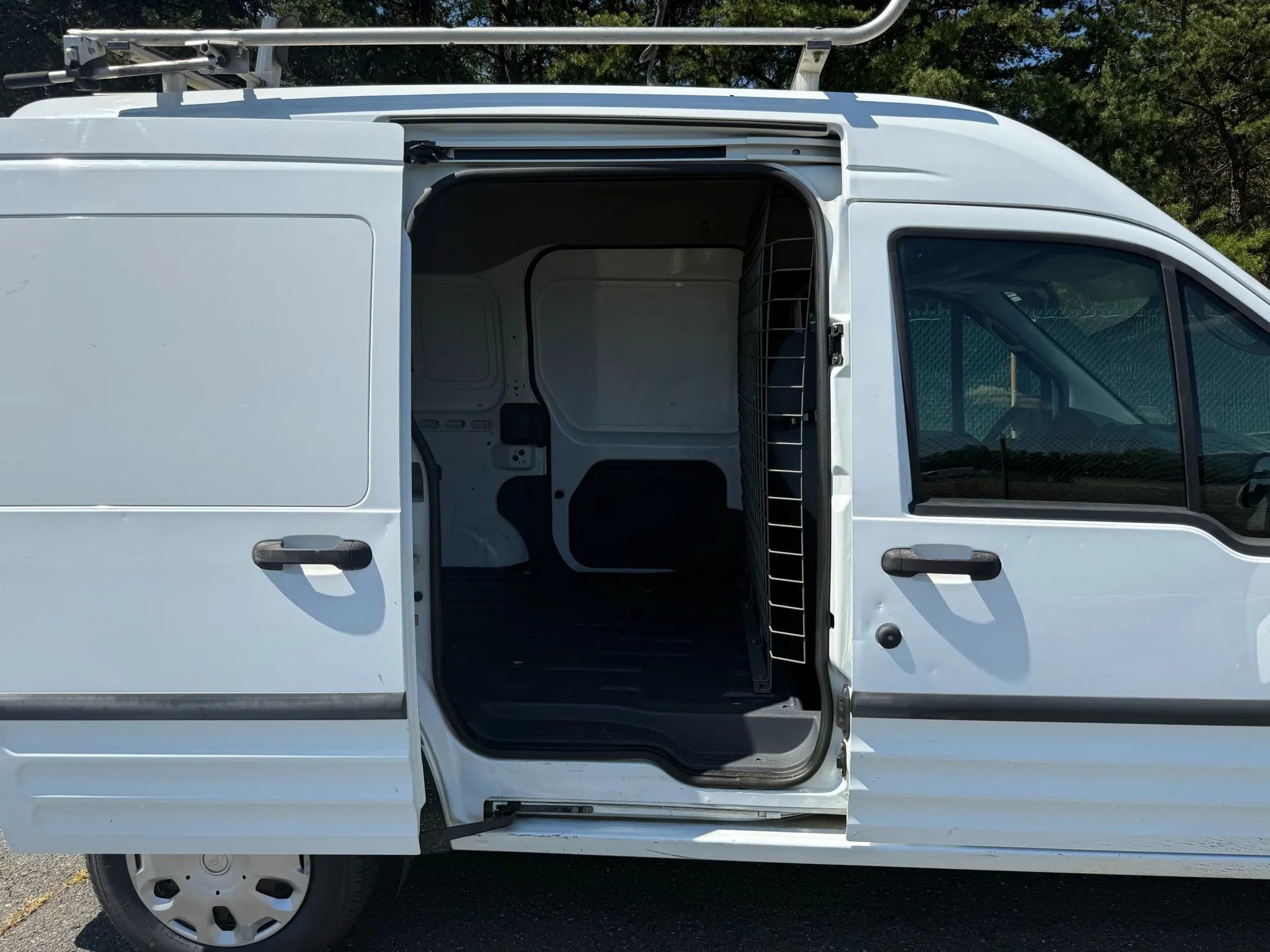 Used 2012 Ford Transit Connect XLT FWD image 39