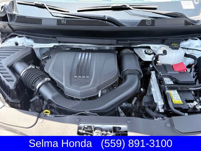 Used 2024 Chevrolet Traverse LT AWD/4WD image 28