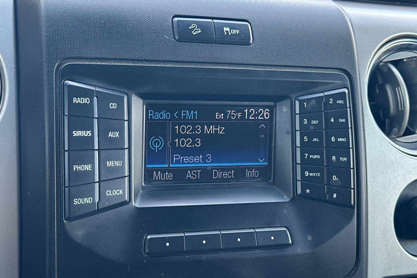 Used 2013 Ford F150 XLT w/ Luxury Equipment Group AWD/4WD image 16