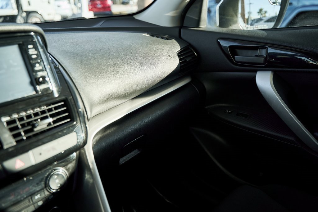 Used 2022 Mitsubishi Eclipse Cross ES image 39