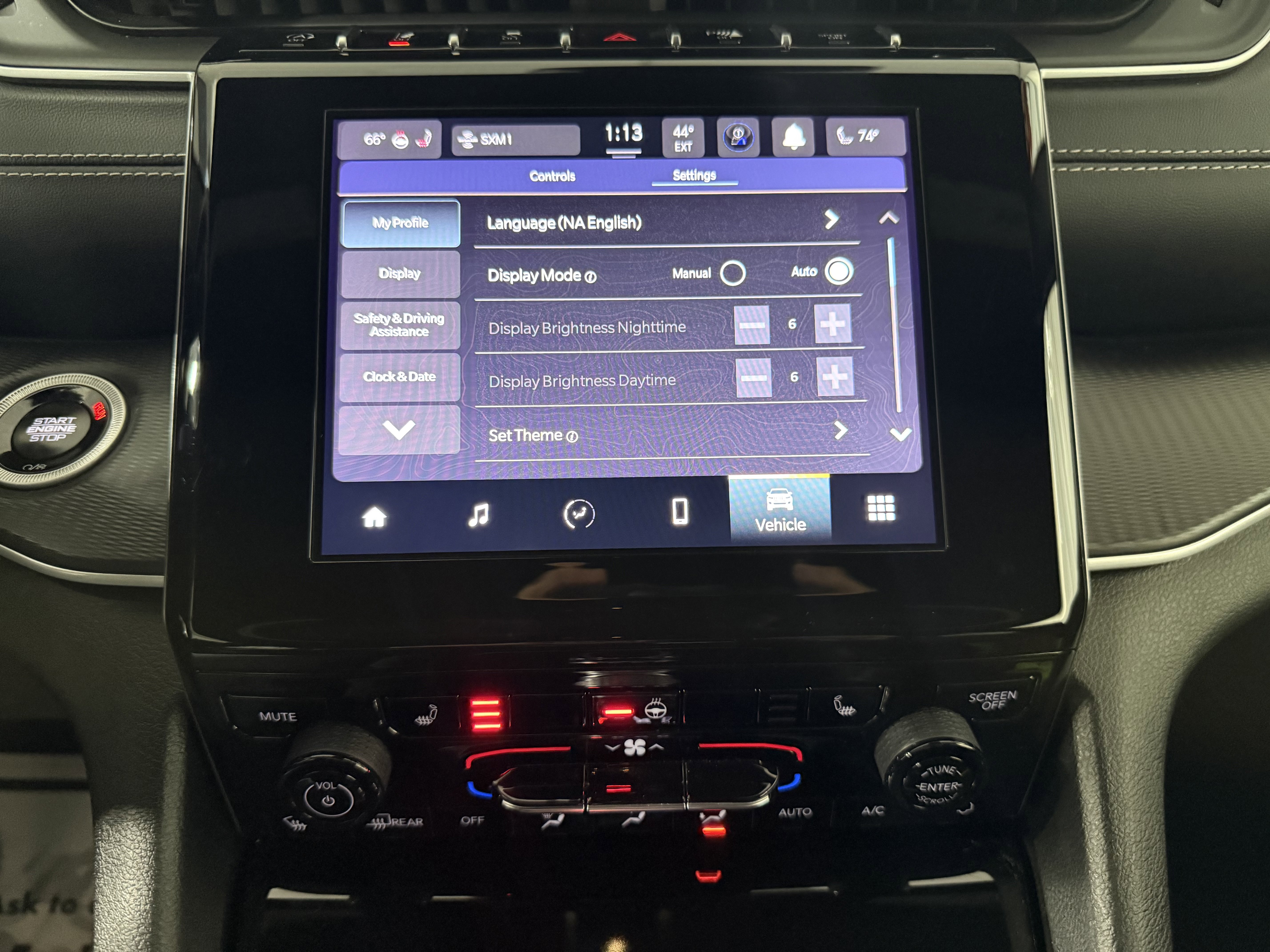 Used 2024 Jeep Grand Cherokee L Laredo w/ Luxury Tech Group I image 35