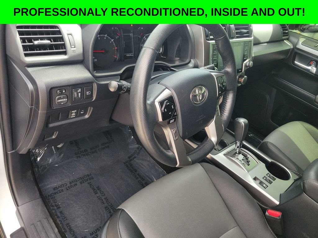 Used 2024 Toyota 4Runner SR5 Premium w/ Moonroof Package RWD image 7