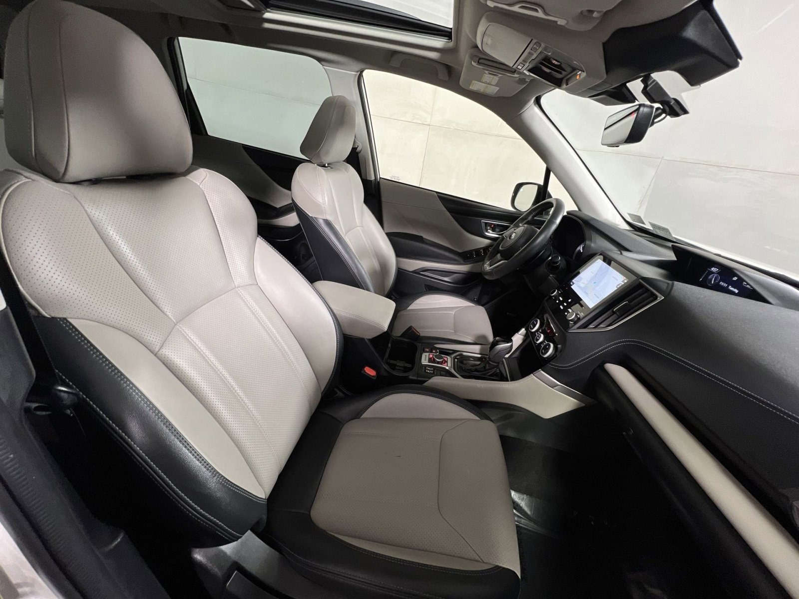 Used 2023 Subaru Forester Limited image 27