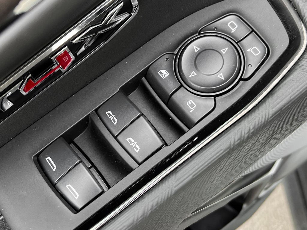 Used 2024 GMC Sierra 1500 AT4X image 31