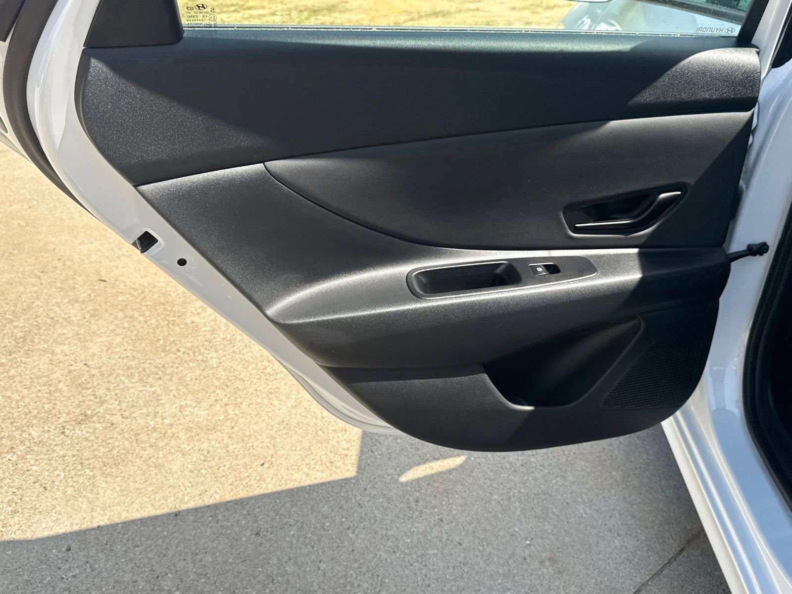 Certified 2025 Hyundai Elantra Sport FWD image 21