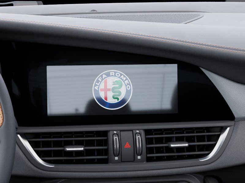 New 2025 Alfa Romeo Giulia w/ Driving Assist Package image 18