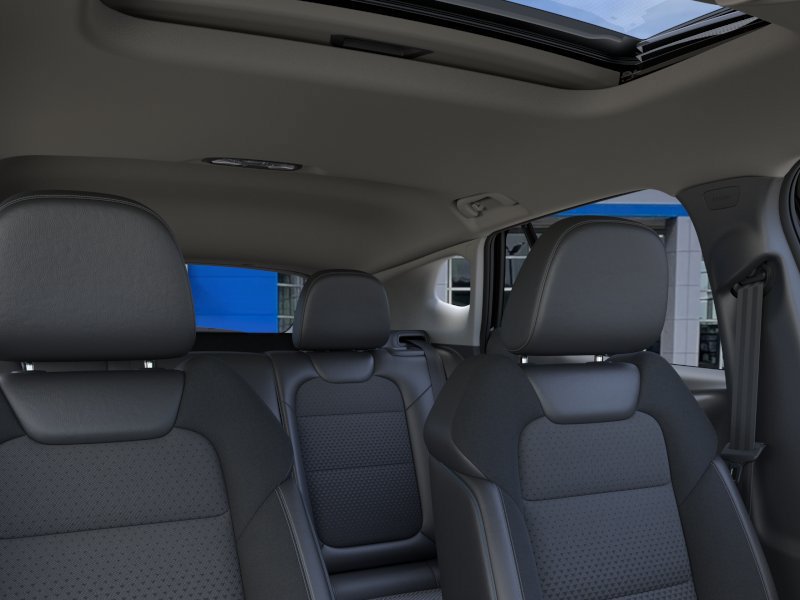 New 2026 Chevrolet Trax LT w/ Sunroof Package FWD image 26