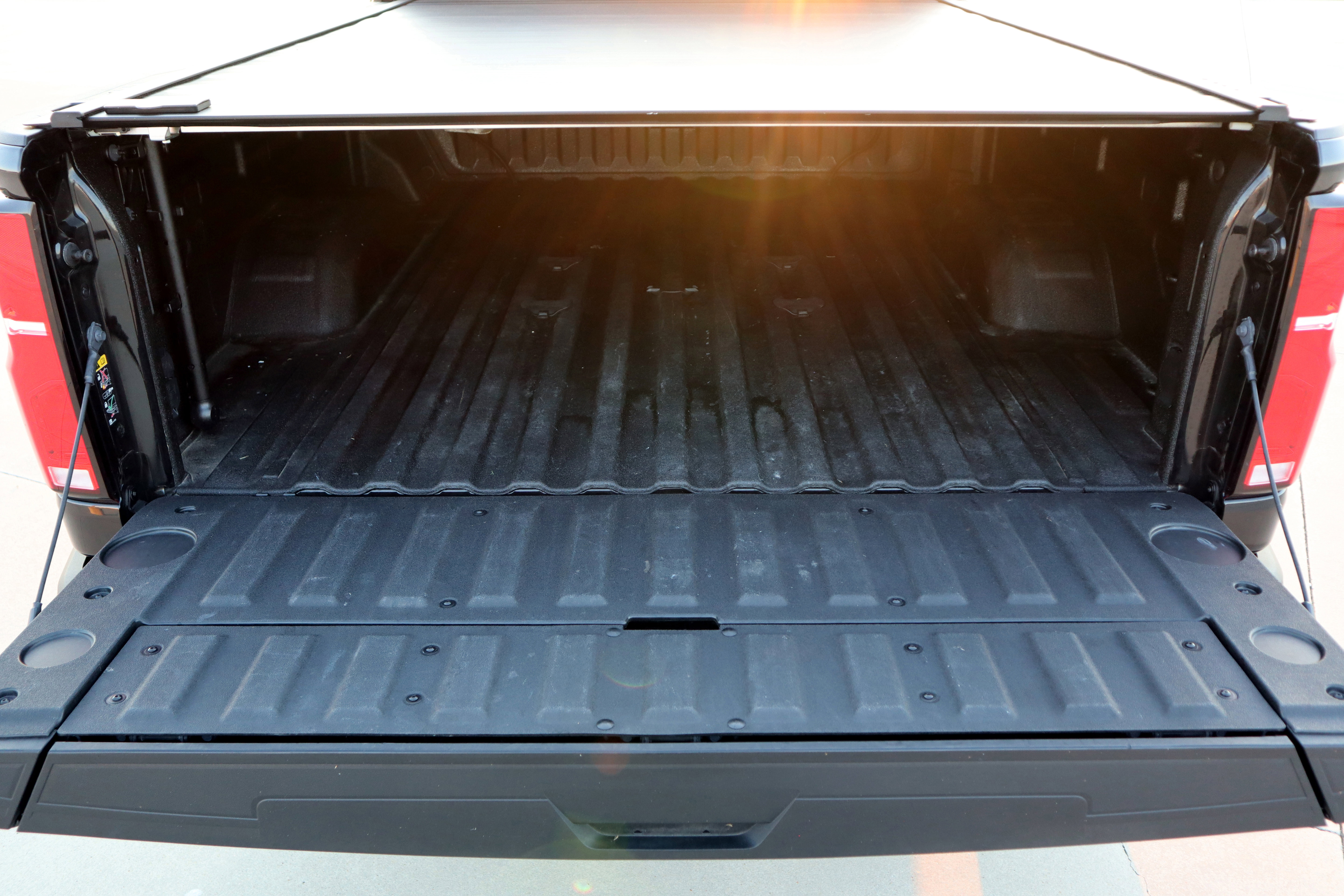 Used 2024 Chevrolet Silverado 2500 LTZ w/ LTZ Plus Package image 11