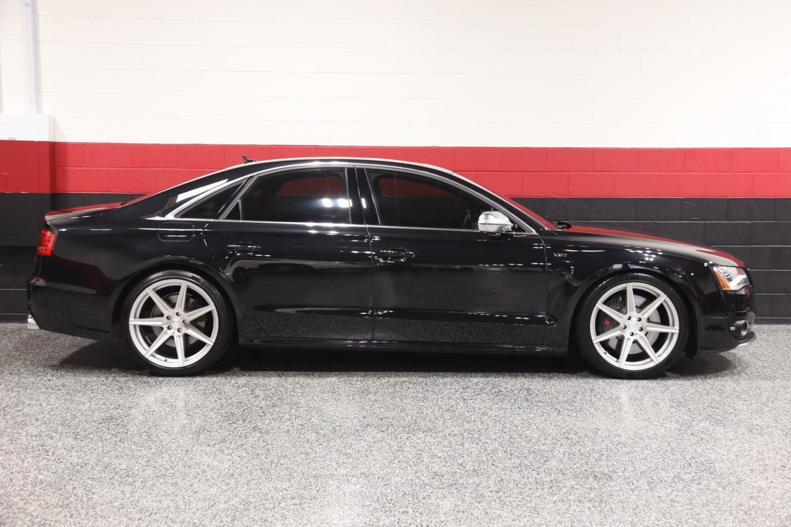 Used 2014 Audi S8 AWD/4WD image 7