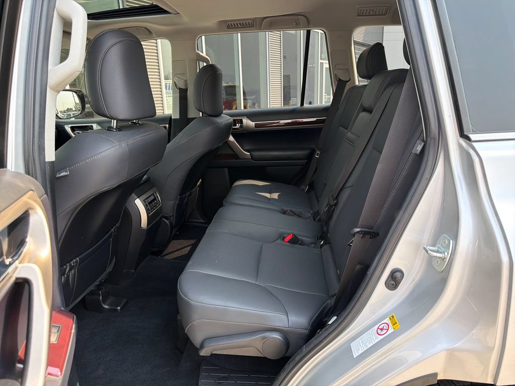 Used 2019 Lexus GX 460 Premium AWD/4WD image 12