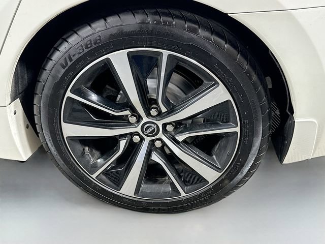 Used 2023 Nissan Maxima SL image 32