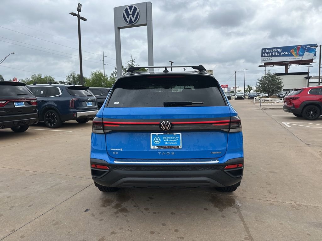 Used 2025 Volkswagen Taos SE AWD/4WD image 6