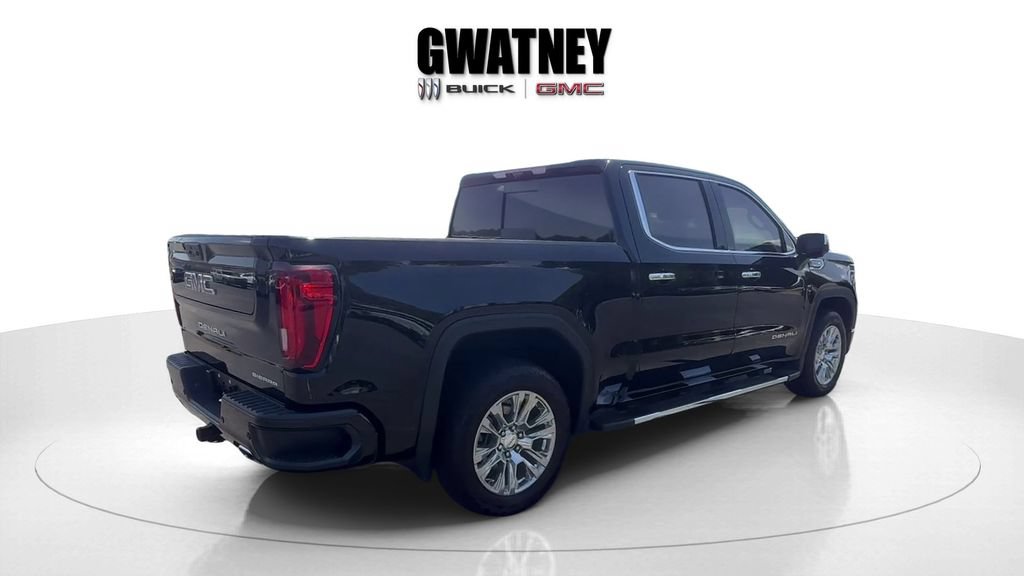 Used 2023 GMC Sierra 1500 Denali w/ Technology Package AWD/4WD image 5