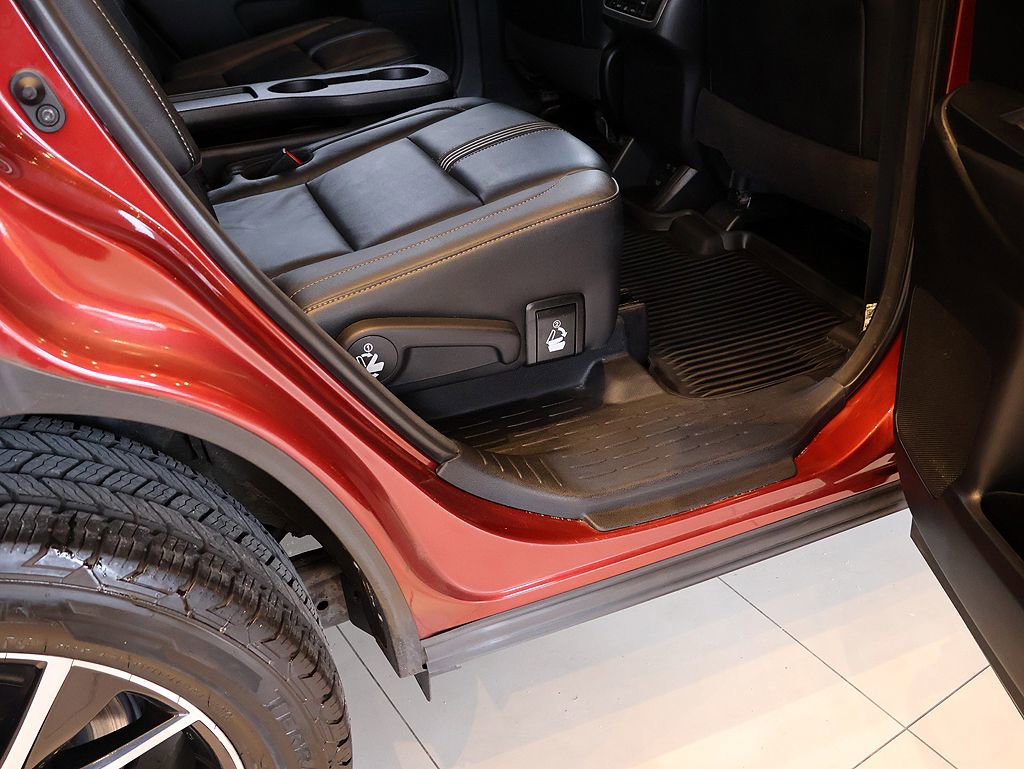 Used 2018 Toyota Highlander SE w/ Protection Package #3 AWD/4WD image 42