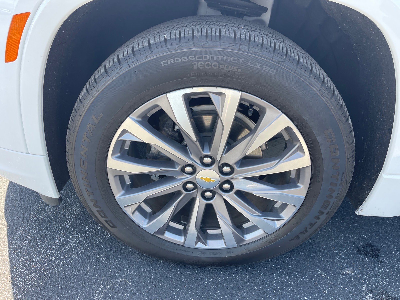 Used 2023 Chevrolet Traverse Premier FWD image 20