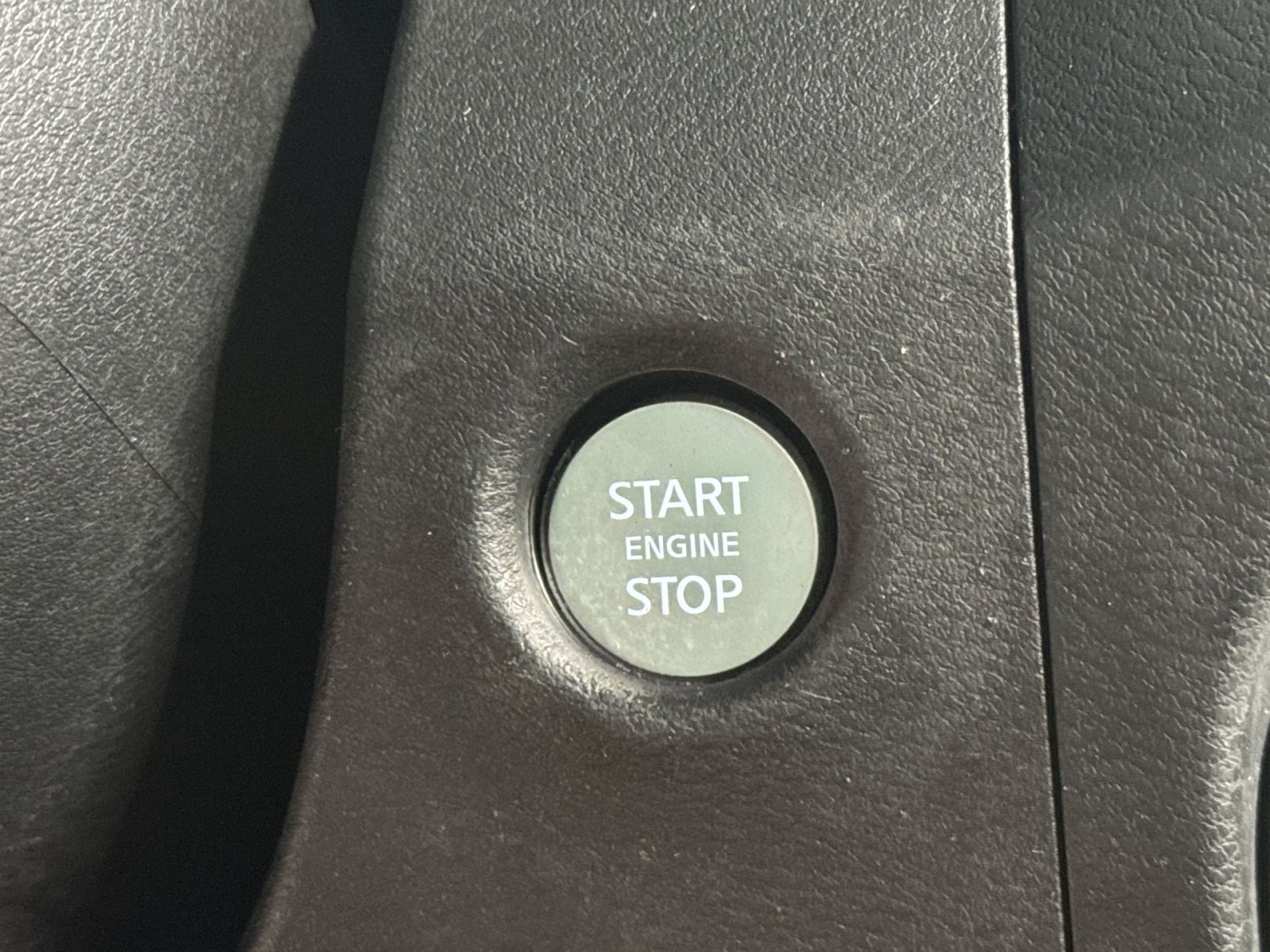 Used 2022 Nissan Frontier S RWD image 42