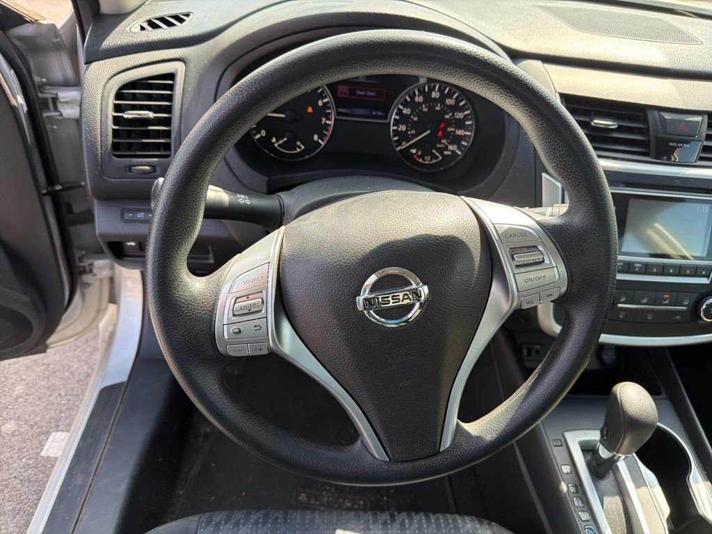 Used 2016 Nissan Altima 2.5 S w/ Power Driver Seat Package image 15