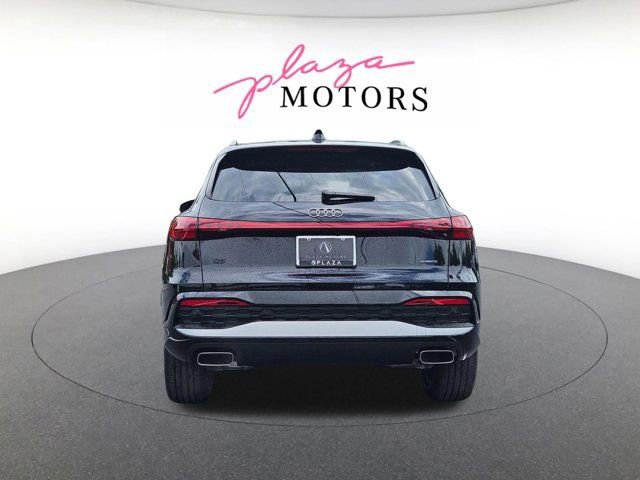Certified 2025 Audi Q5 Premium w/ Convenience Package AWD/4WD image 6