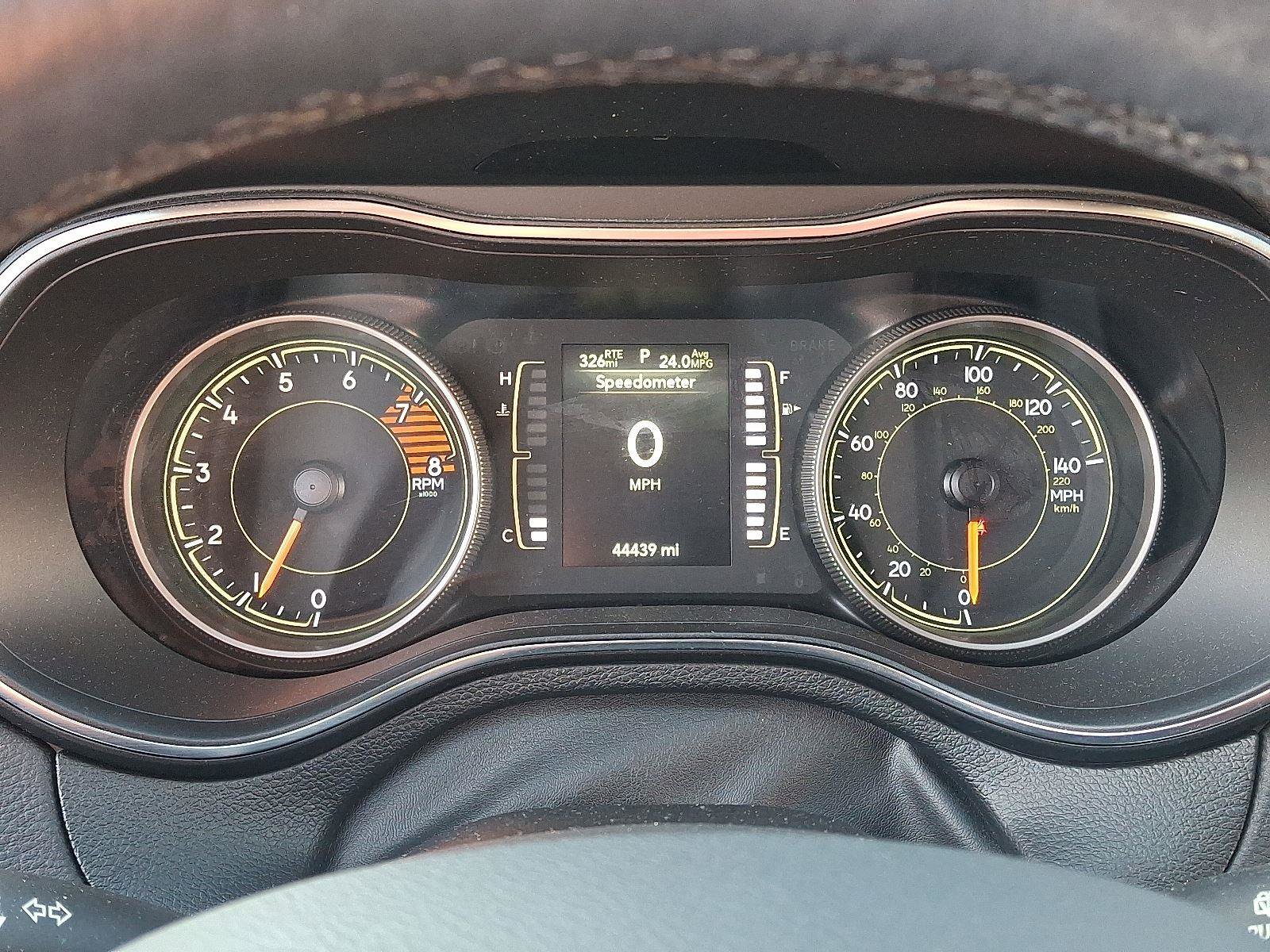 Used 2019 Jeep Cherokee Latitude w/ Cold Weather Group image 21