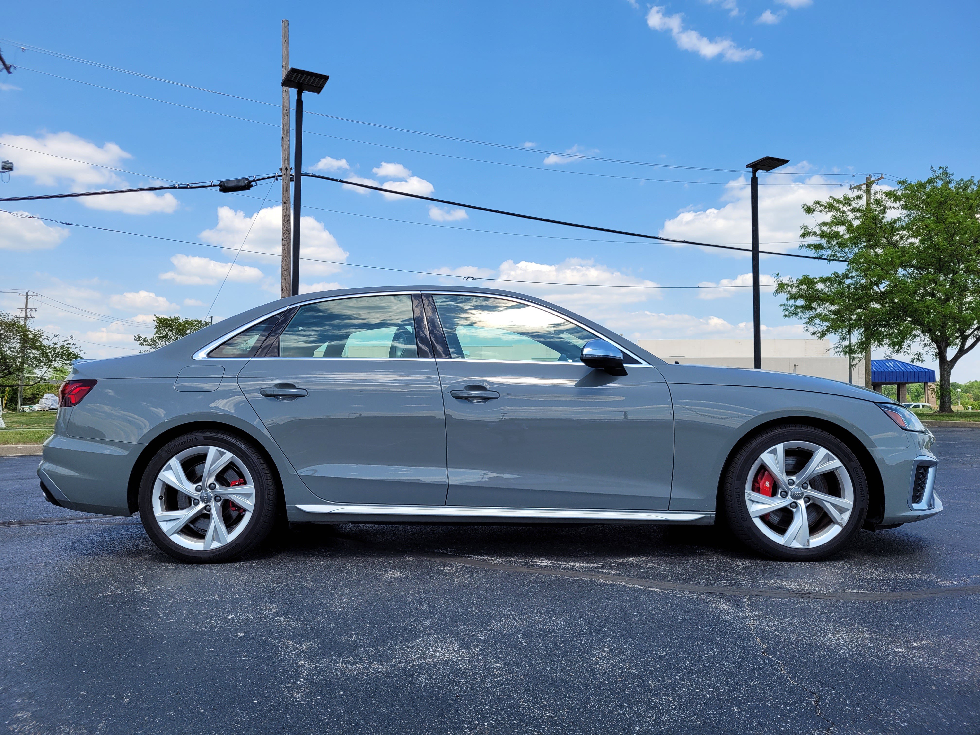 Used 2021 Audi S4 Premium Plus w/ Premium Plus Package AWD/4WD image 2