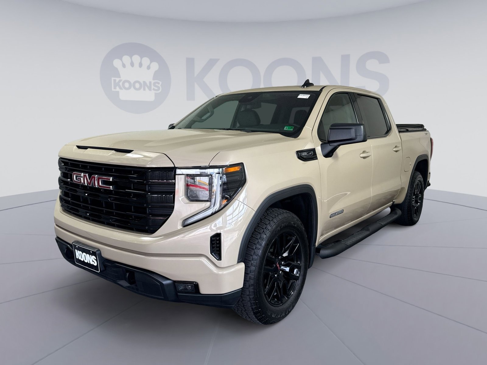 Used 2023 GMC Sierra 1500 Elevation image 1