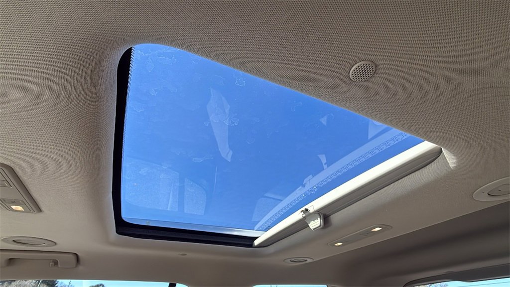 Used 2017 GMC Acadia Denali w/ Technology Package image 13