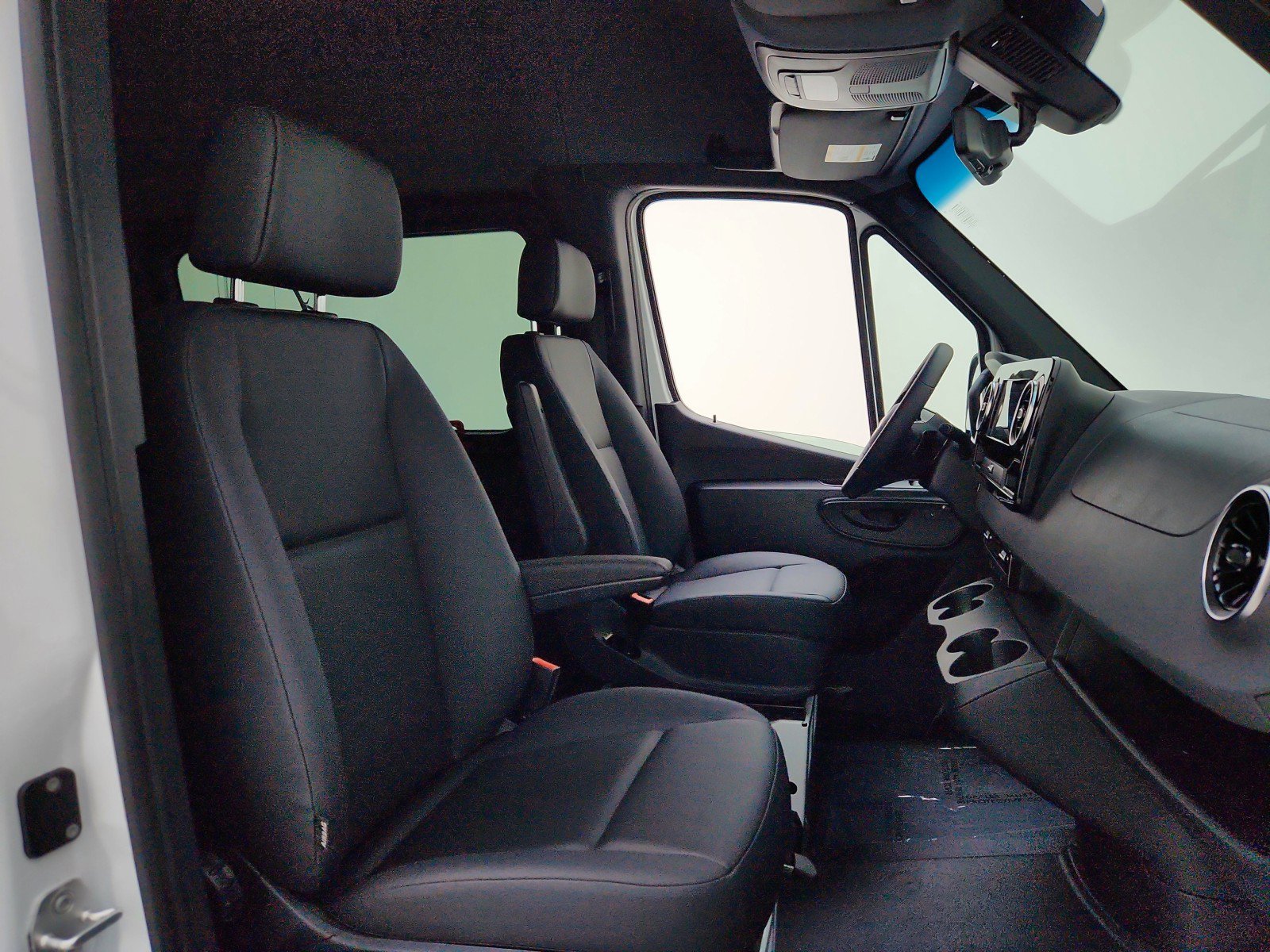 New 2026 Mercedes-Benz Sprinter 2500 image 19