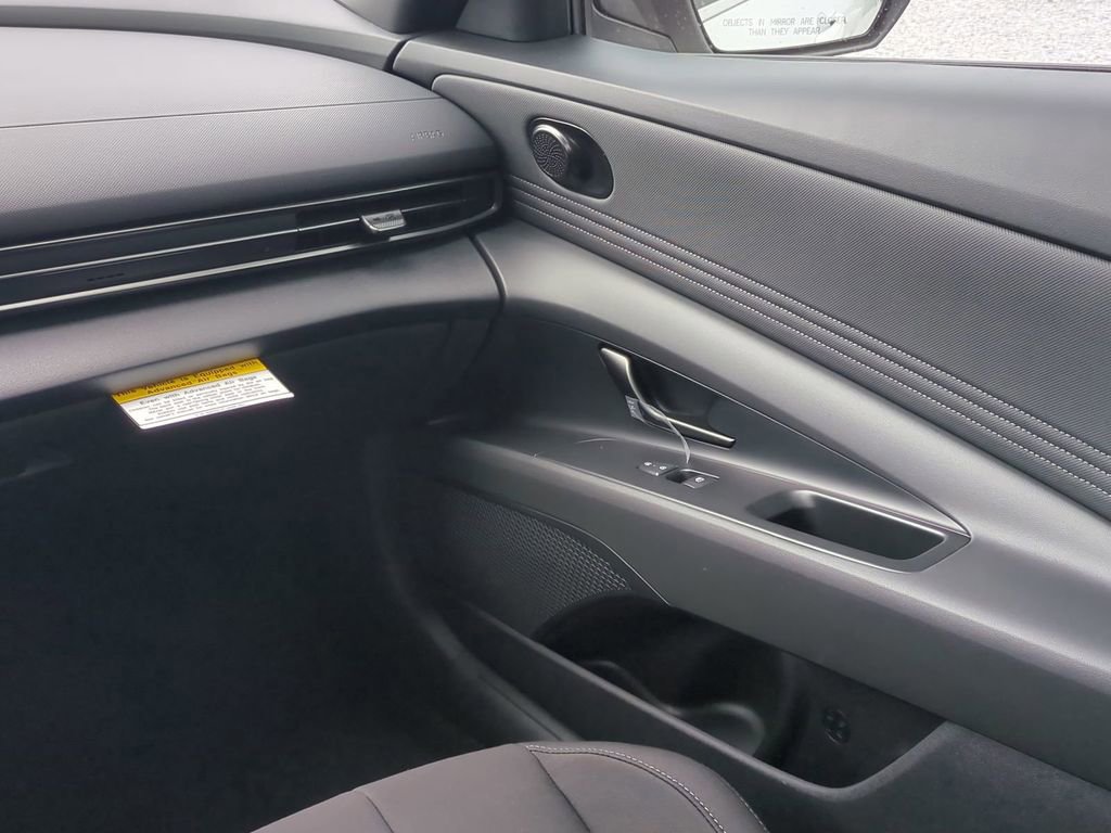 New 2026 Hyundai Elantra SEL Sport image 18