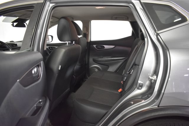 Used 2020 Nissan Rogue Sport S FWD image 26