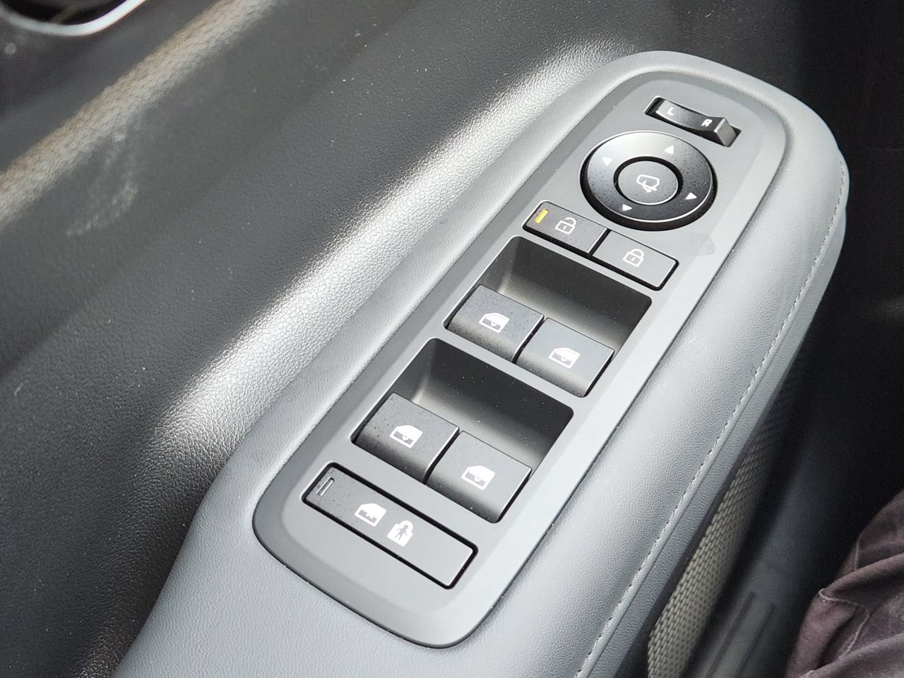 New 2026 Hyundai Santa Fe Calligraphy AWD/4WD image 21