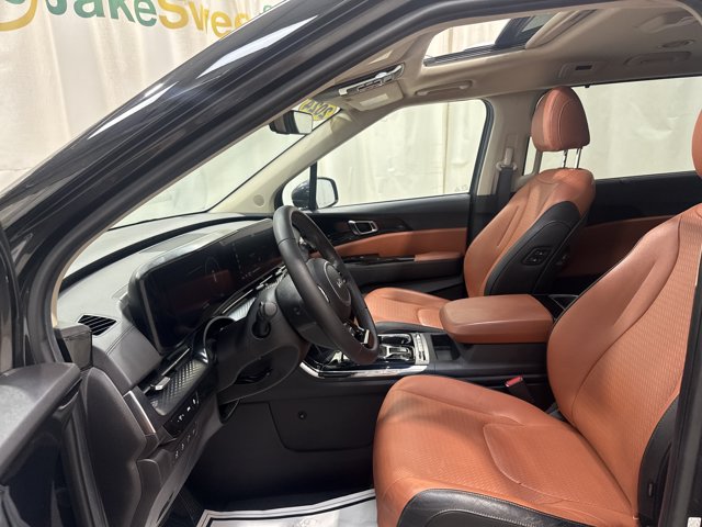 Certified 2024 Kia Carnival SX Prestige FWD image 12
