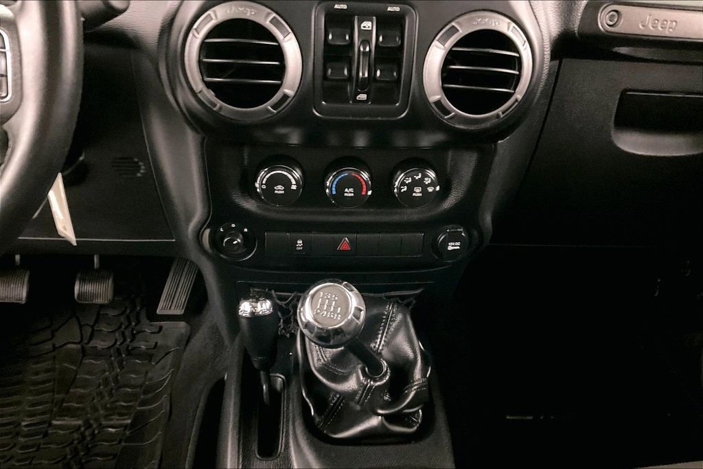 Used 2017 Jeep Wrangler Unlimited Sport w/ Quick Order Package 23S image 15