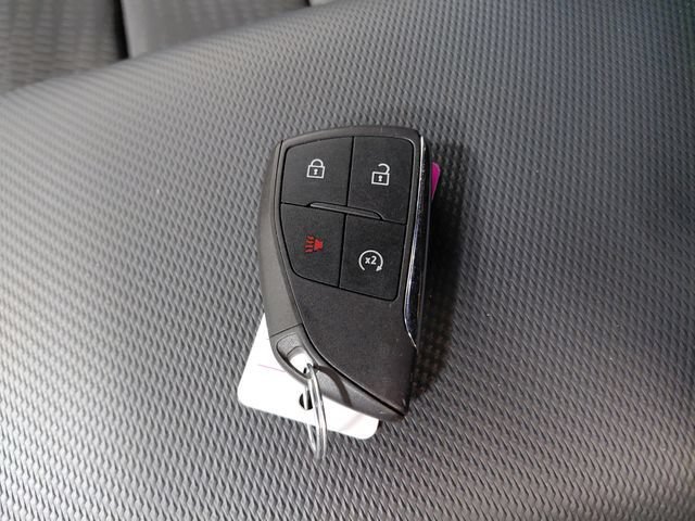 Used 2026 Chevrolet Equinox LT AWD/4WD image 6