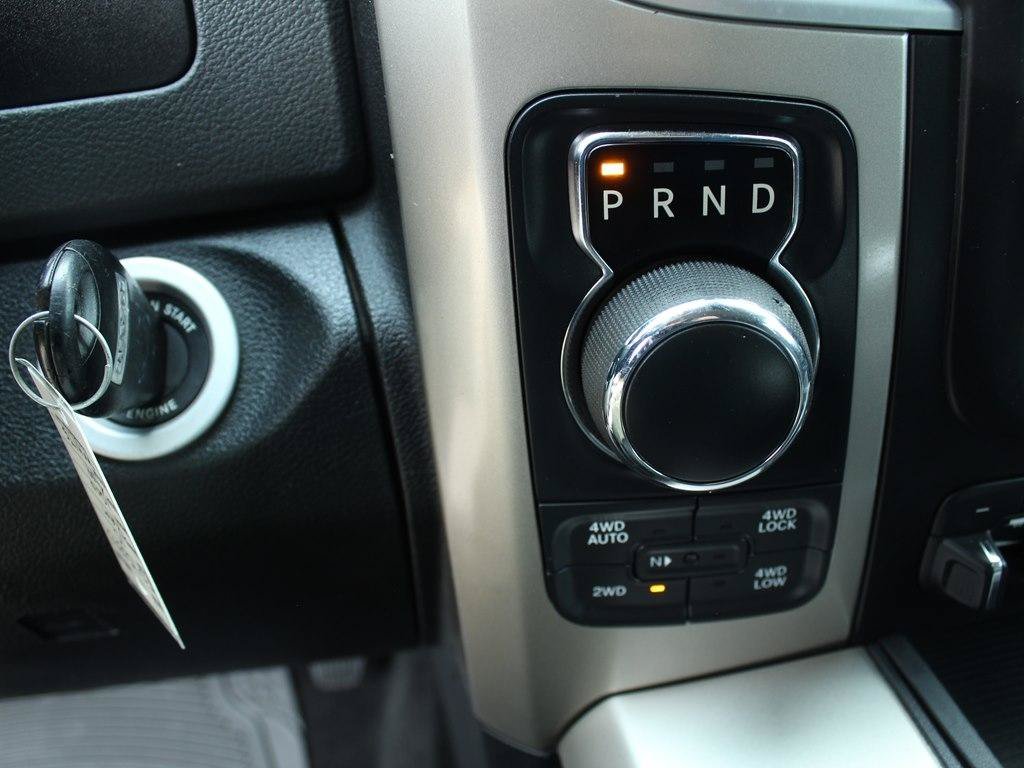 Used 2015 RAM 1500 Lone Star AWD/4WD image 24
