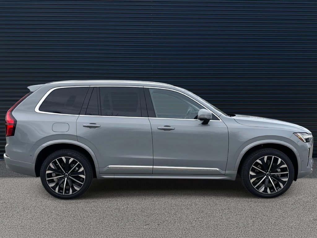 Certified 2026 Volvo XC90 B6 Plus w/ Protection Package Premier AWD/4WD image 4