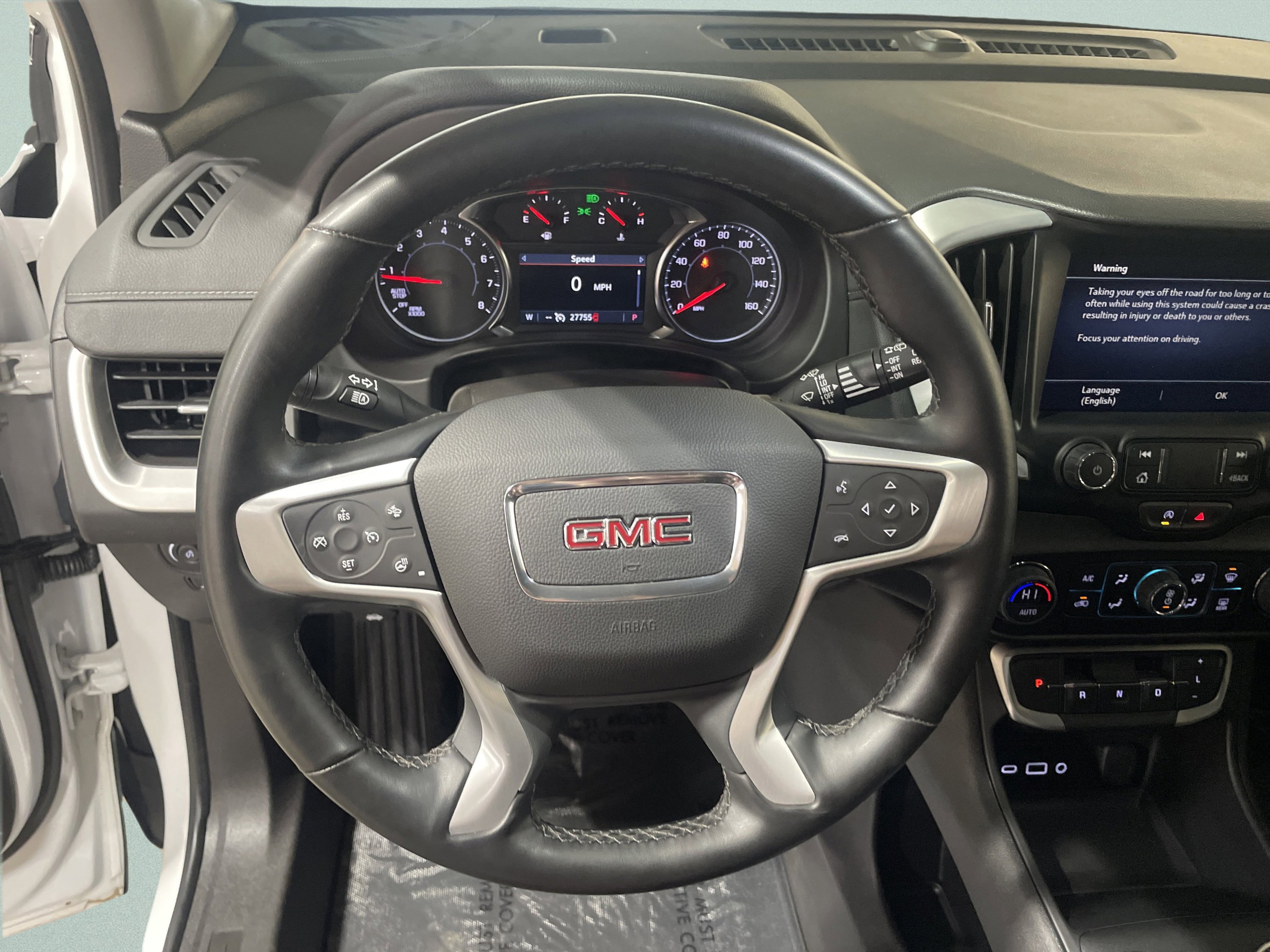 Used 2024 GMC Terrain SLT image 18
