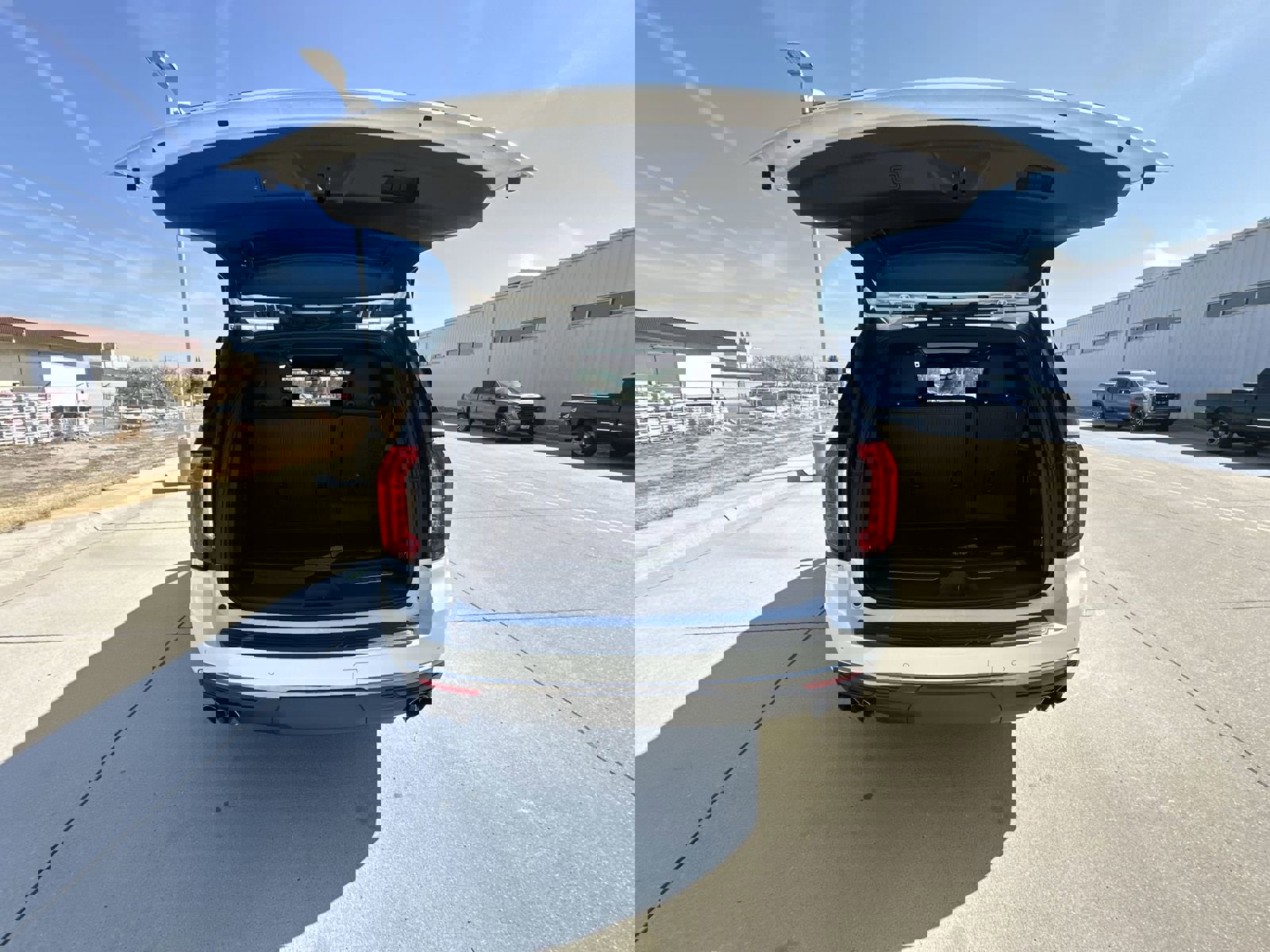 Used 2024 GMC Yukon Denali Ultimate image 27