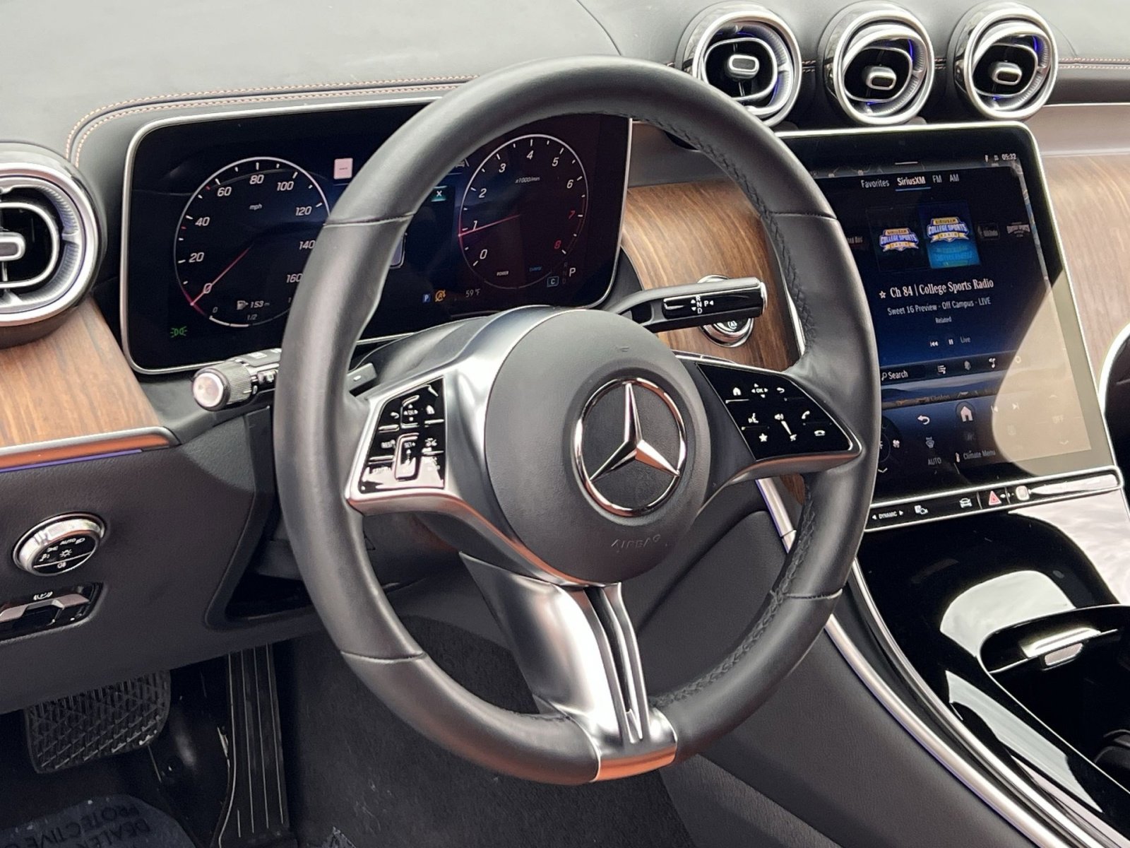 Certified 2025 Mercedes-Benz GLC 300 4MATIC image 14