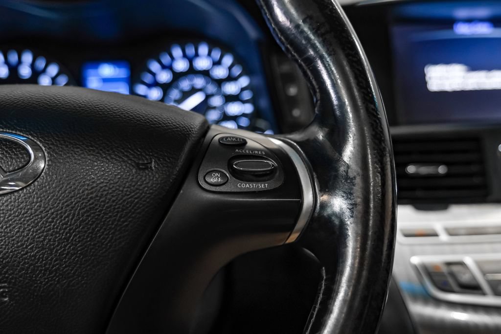 Used 2019 INFINITI Q70 L 3.7 RWD image 17